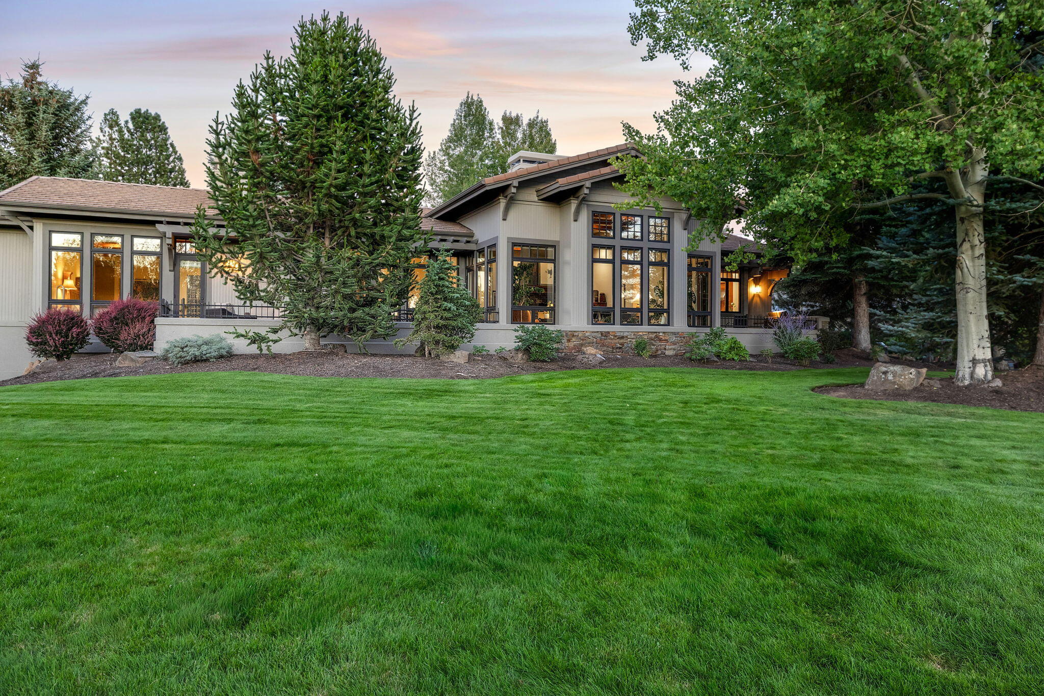 Broken Top - Residential