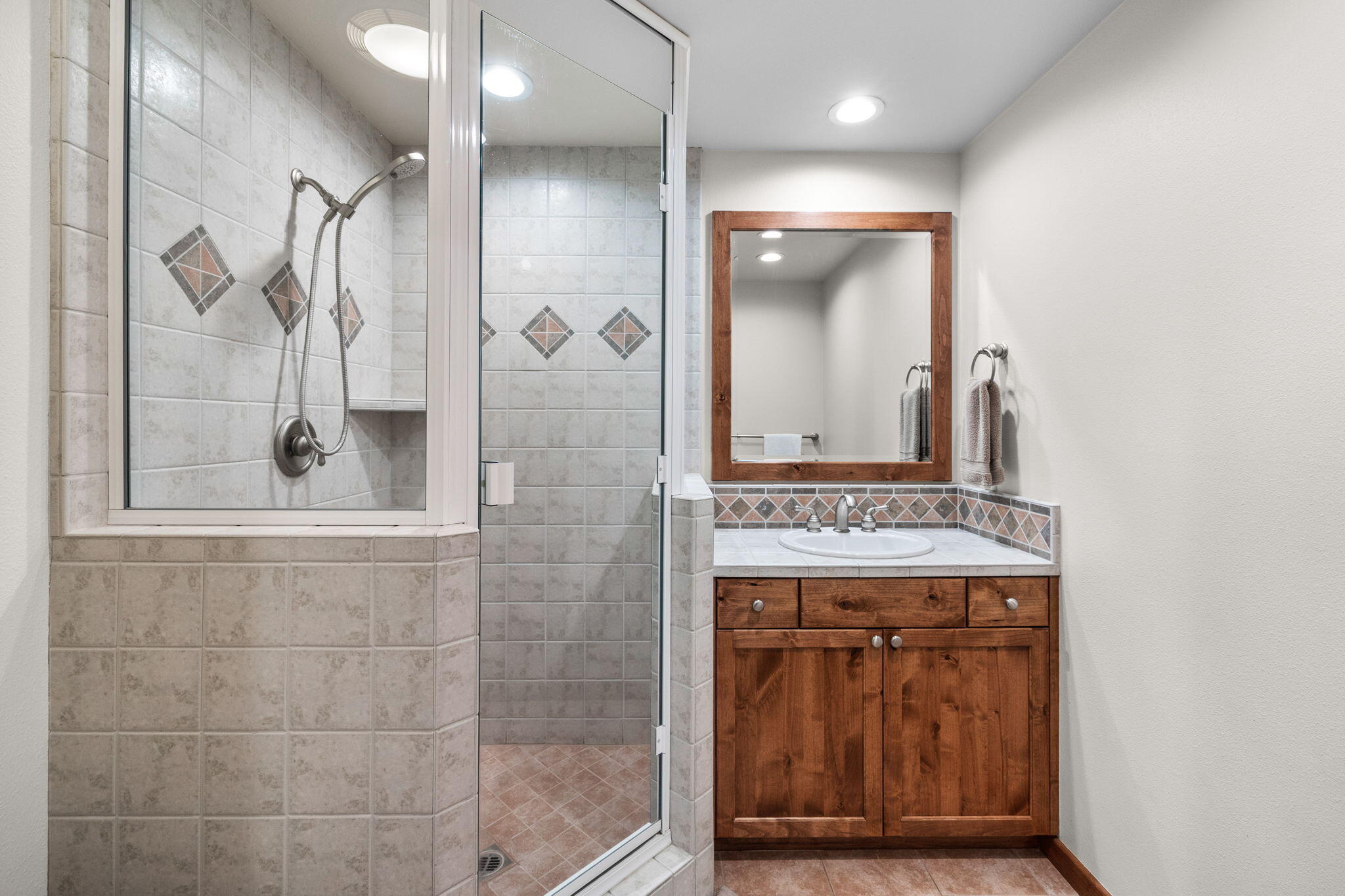 Broken Top - Residential