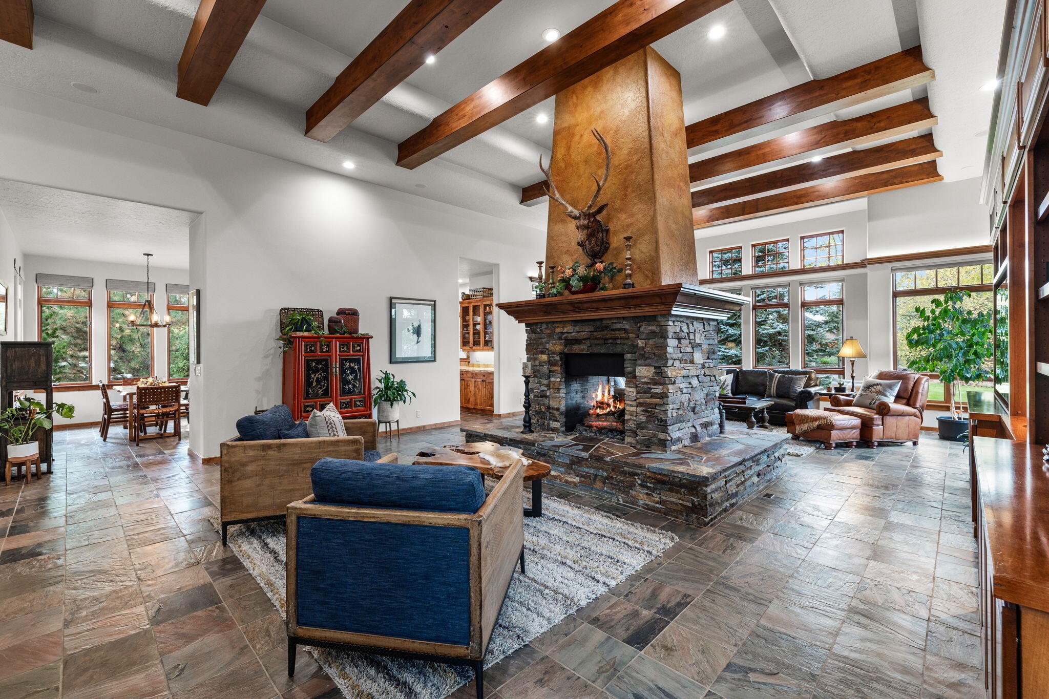 Broken Top - Residential