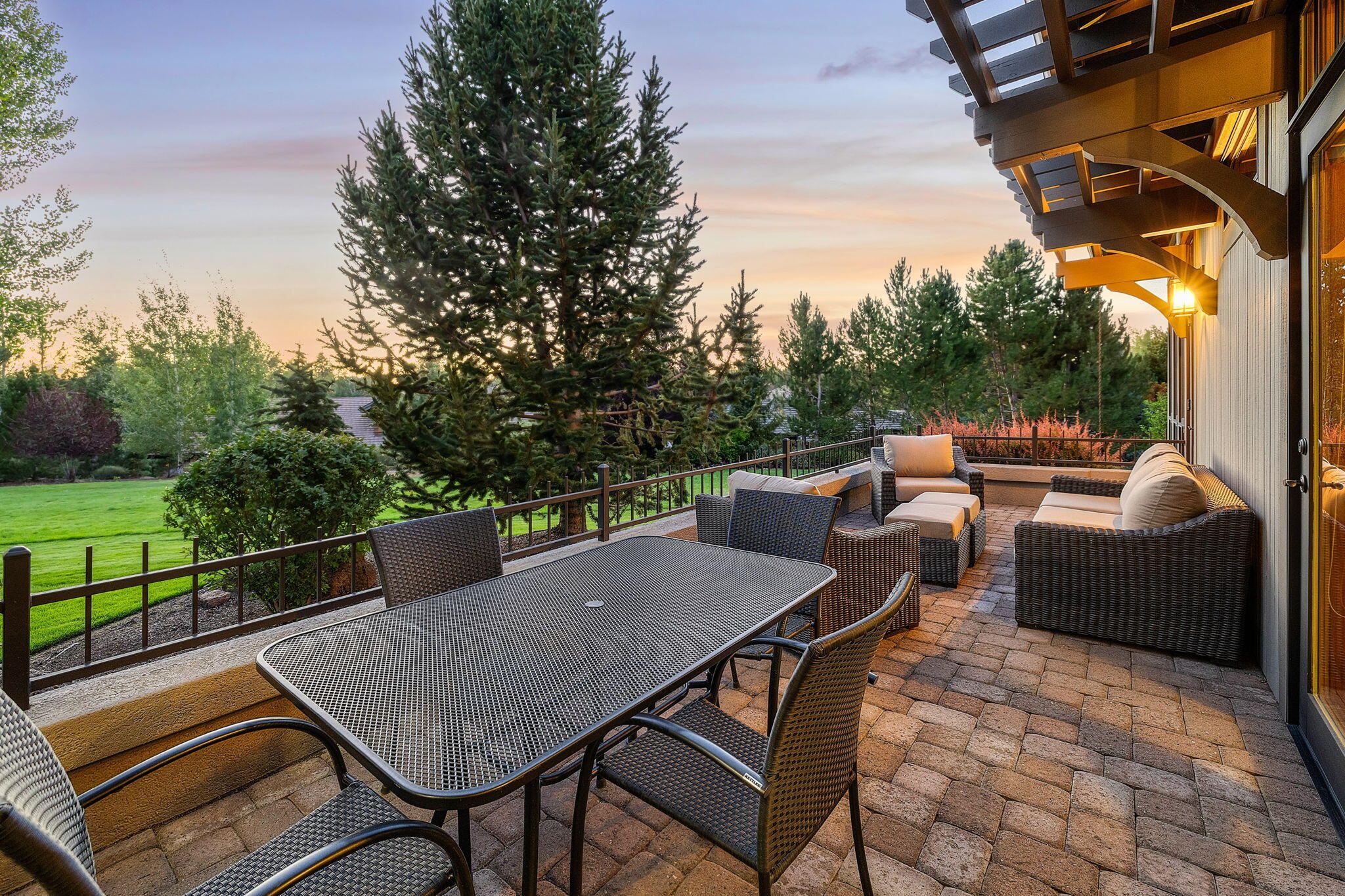 Broken Top - Residential