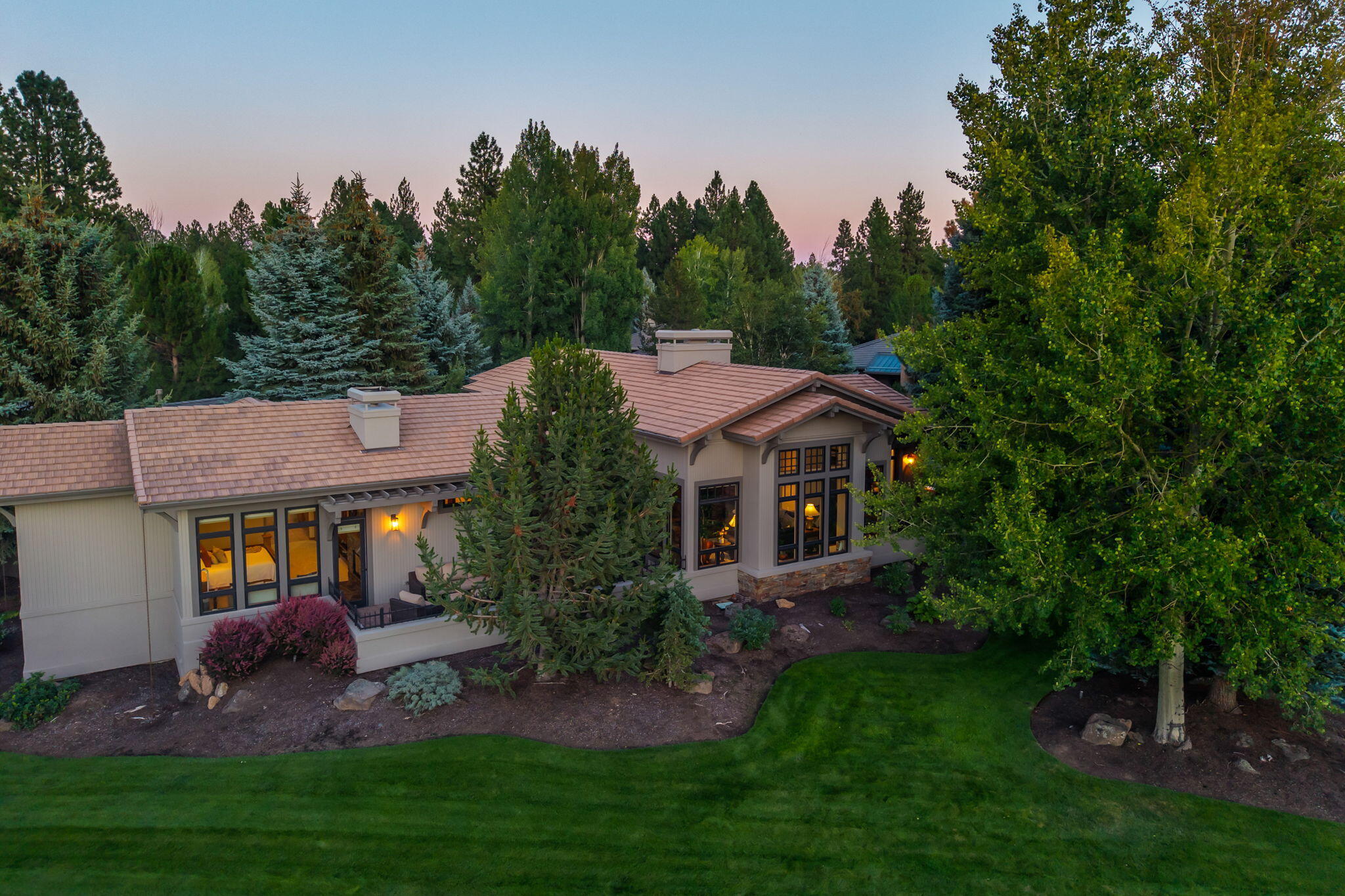 Broken Top - Residential