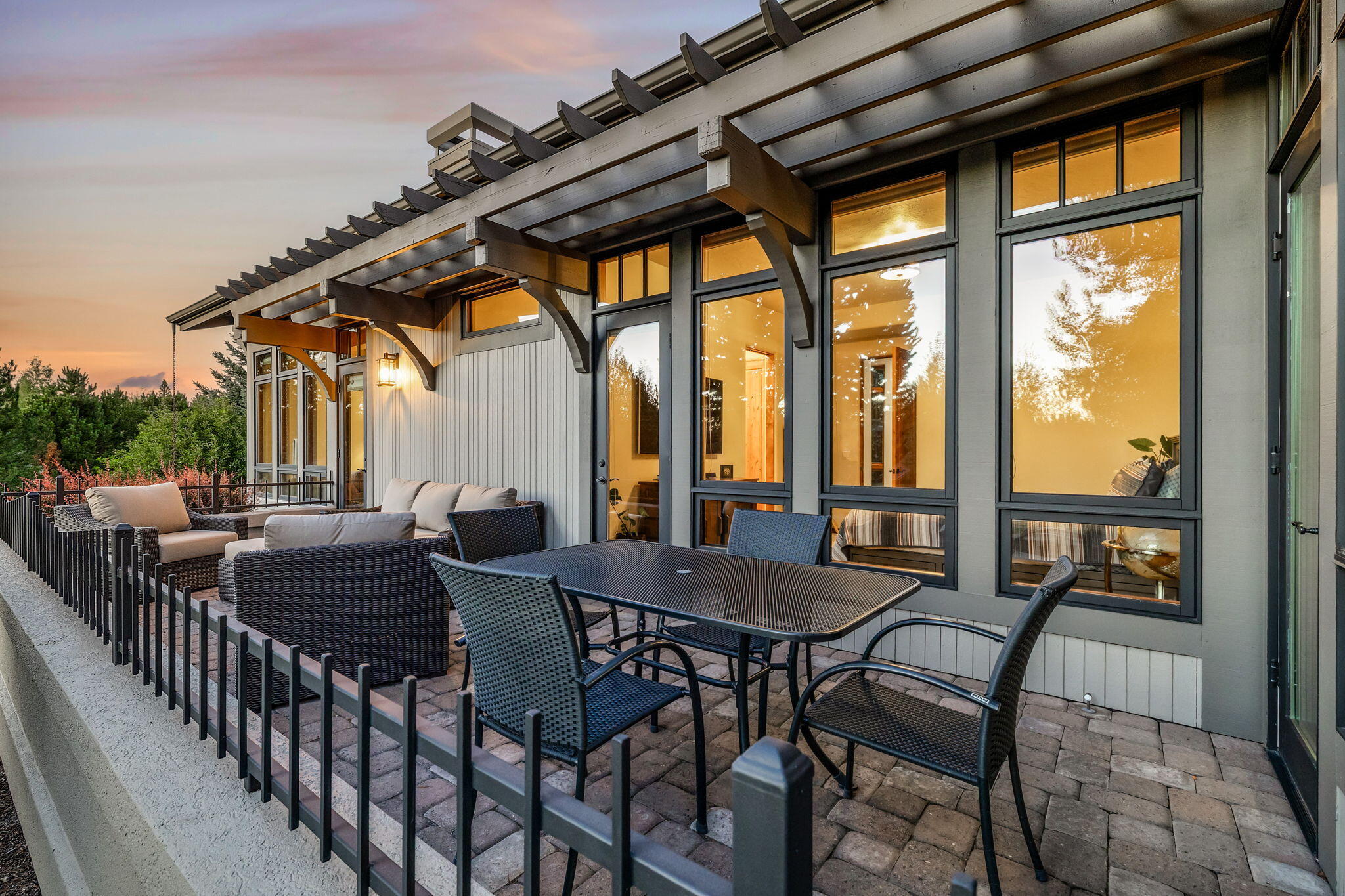 Broken Top - Residential