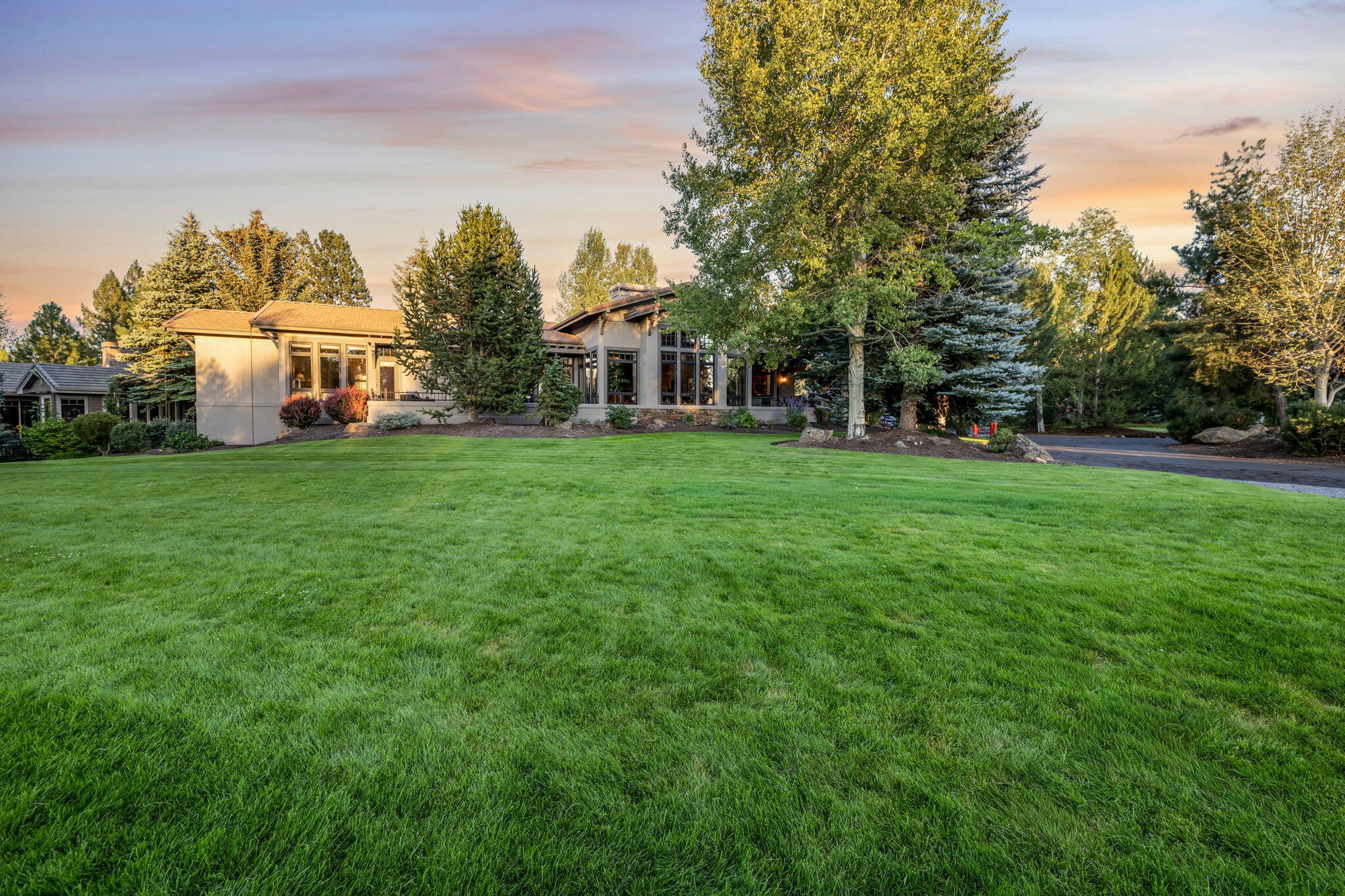 Broken Top - Residential