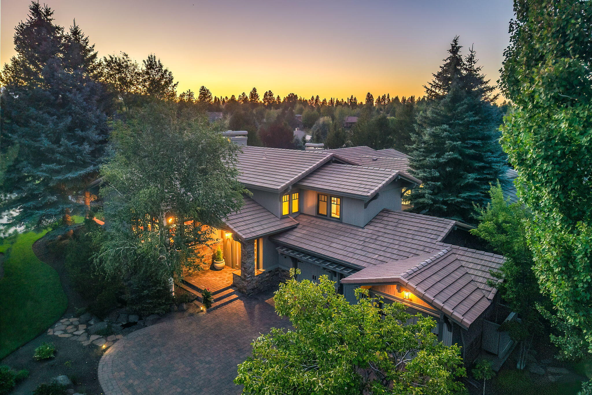 Broken Top - Residential