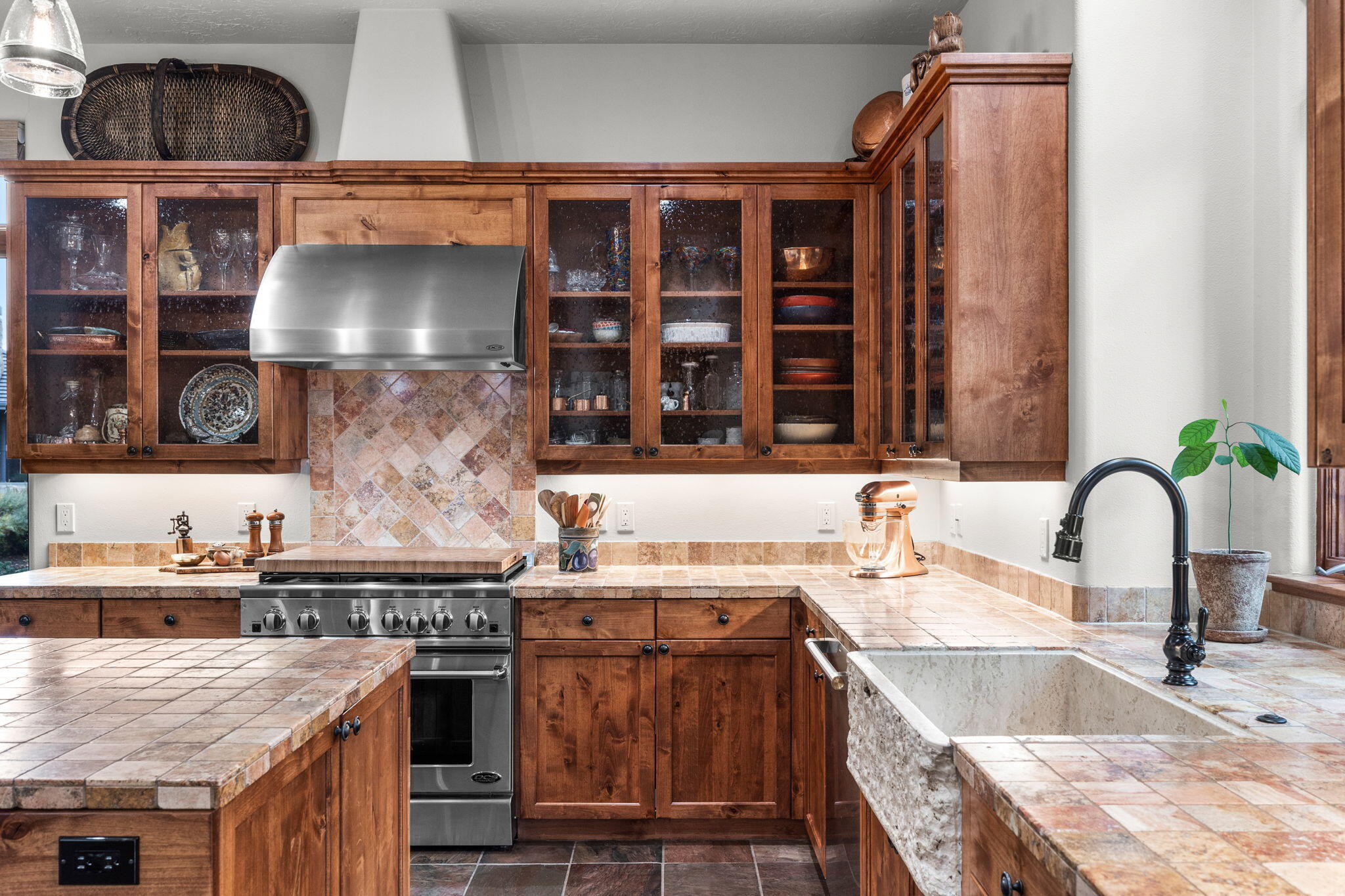 Broken Top - Residential