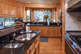 Fairway Point Villag - Residential