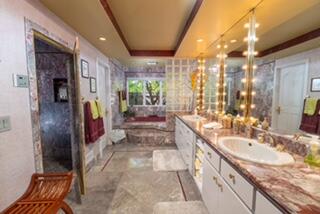 Fairway Point Villag - Residential