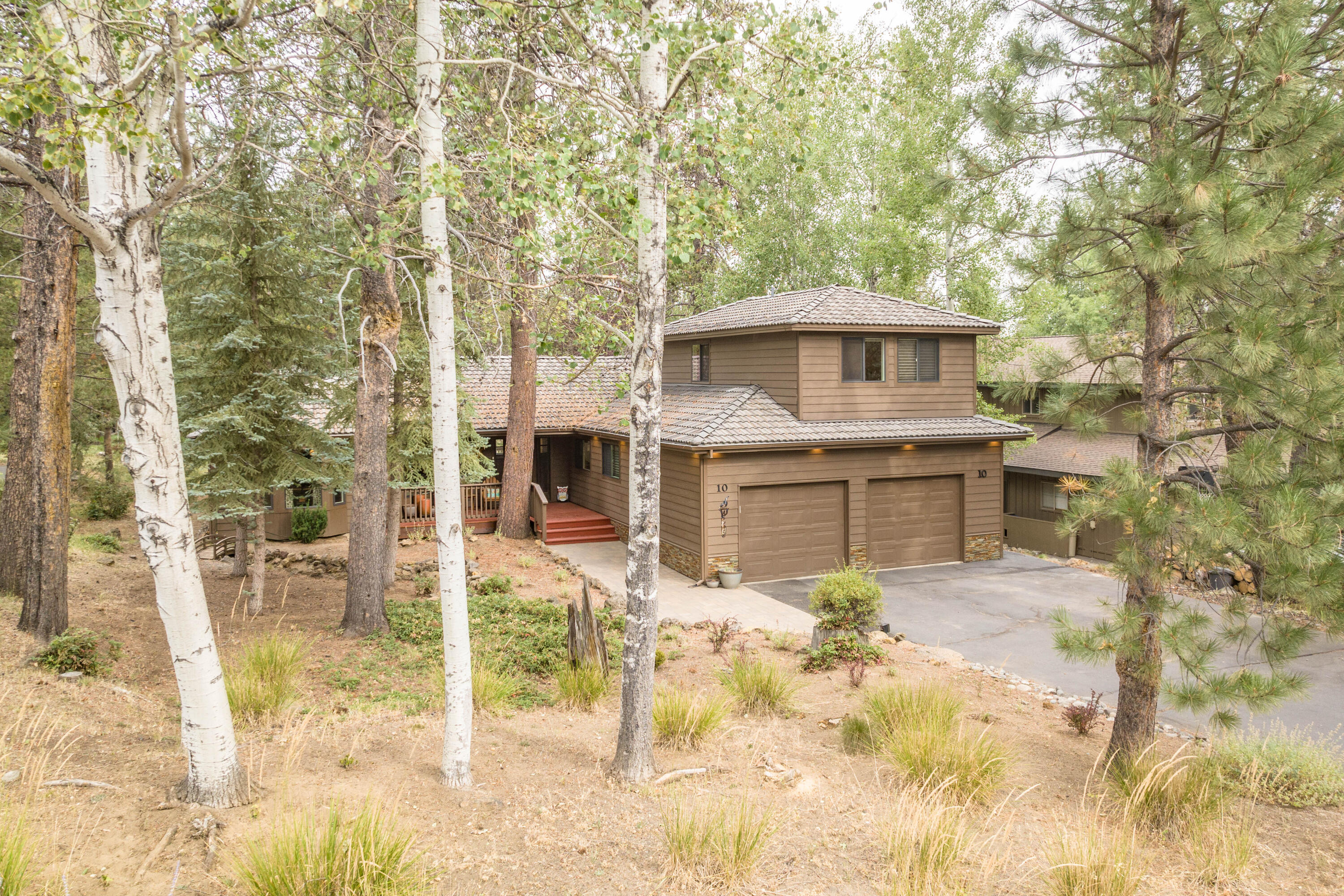 Fairway Crest Village - Residential