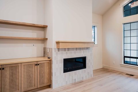 Tiny photo for 2999 NW Polarstar Avenue #45, Bend, OR 97703 (MLS # 220213364)