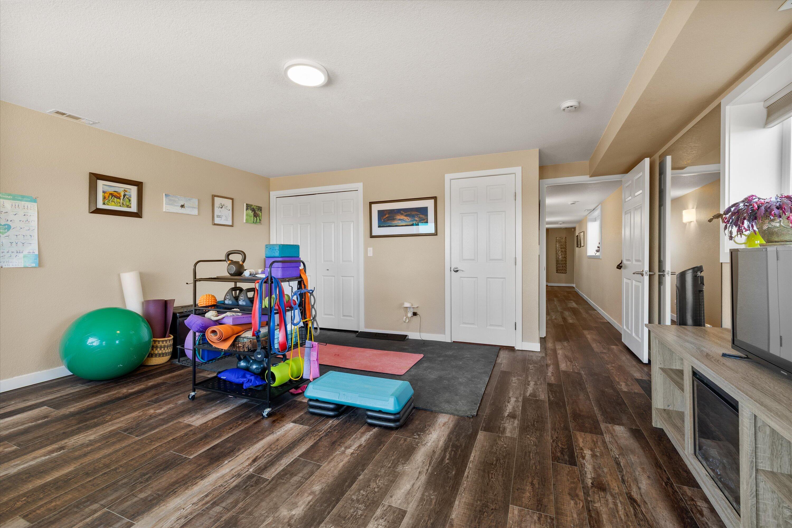 Cinder Butte Est - Residential