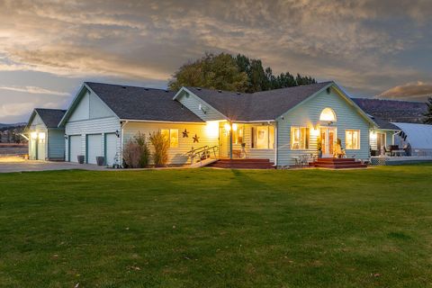 7208 NE Ochoco Highway Prineville OR 97754