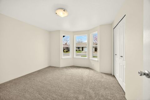 Tiny photo for 1521 SW Kokanee Lane, Grants Pass, OR 97527 (MLS # 220217136)
