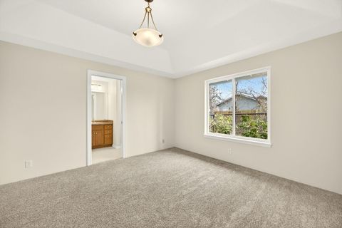 Tiny photo for 1521 SW Kokanee Lane, Grants Pass, OR 97527 (MLS # 220217136)