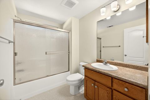 Tiny photo for 1521 SW Kokanee Lane, Grants Pass, OR 97527 (MLS # 220217136)