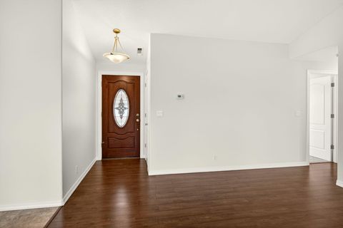 Tiny photo for 1521 SW Kokanee Lane, Grants Pass, OR 97527 (MLS # 220217136)