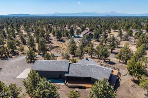 Tiny photo for 64741 Sylvan Loop, Bend, OR 97701 (MLS # 220227313)