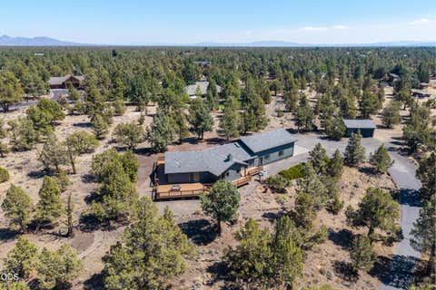 Tiny photo for 64741 Sylvan Loop, Bend, OR 97701 (MLS # 220227313)