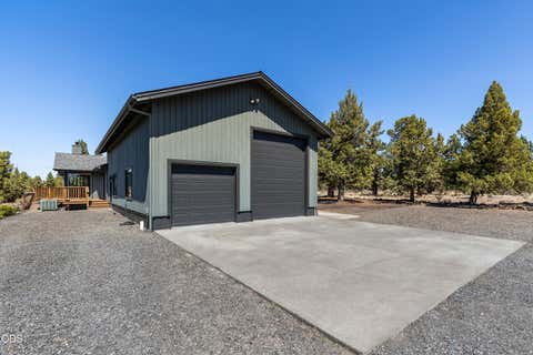Tiny photo for 64741 Sylvan Loop, Bend, OR 97701 (MLS # 220227313)