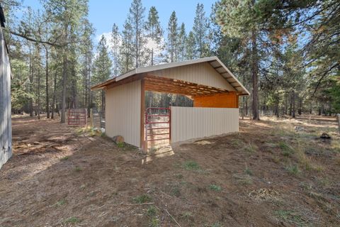 Tiny photo for 15711 Deedon Road, La Pine, OR 97739 (MLS # 220211941)