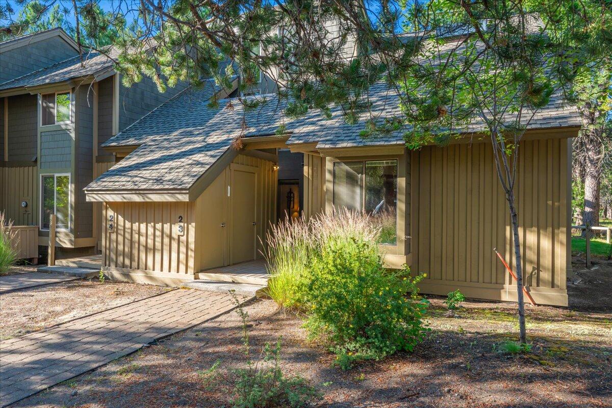 17751 Lake Aspen Court 23
