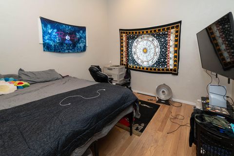 Tiny photo for 566 NE Lafayette Avenue # 1, Bend, OR 97701 (MLS # 220217424)