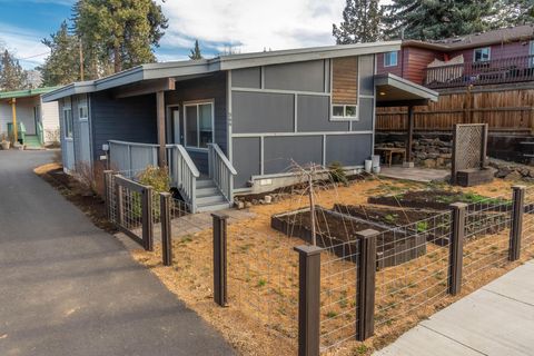 Tiny photo for 566 NE Lafayette Avenue # 1, Bend, OR 97701 (MLS # 220217424)