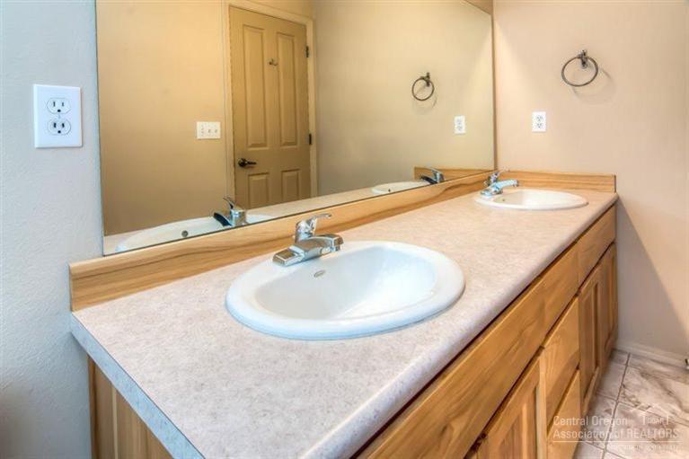 Huntington Meadows - Residential