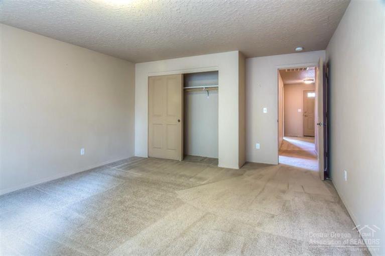 Huntington Meadows - Residential