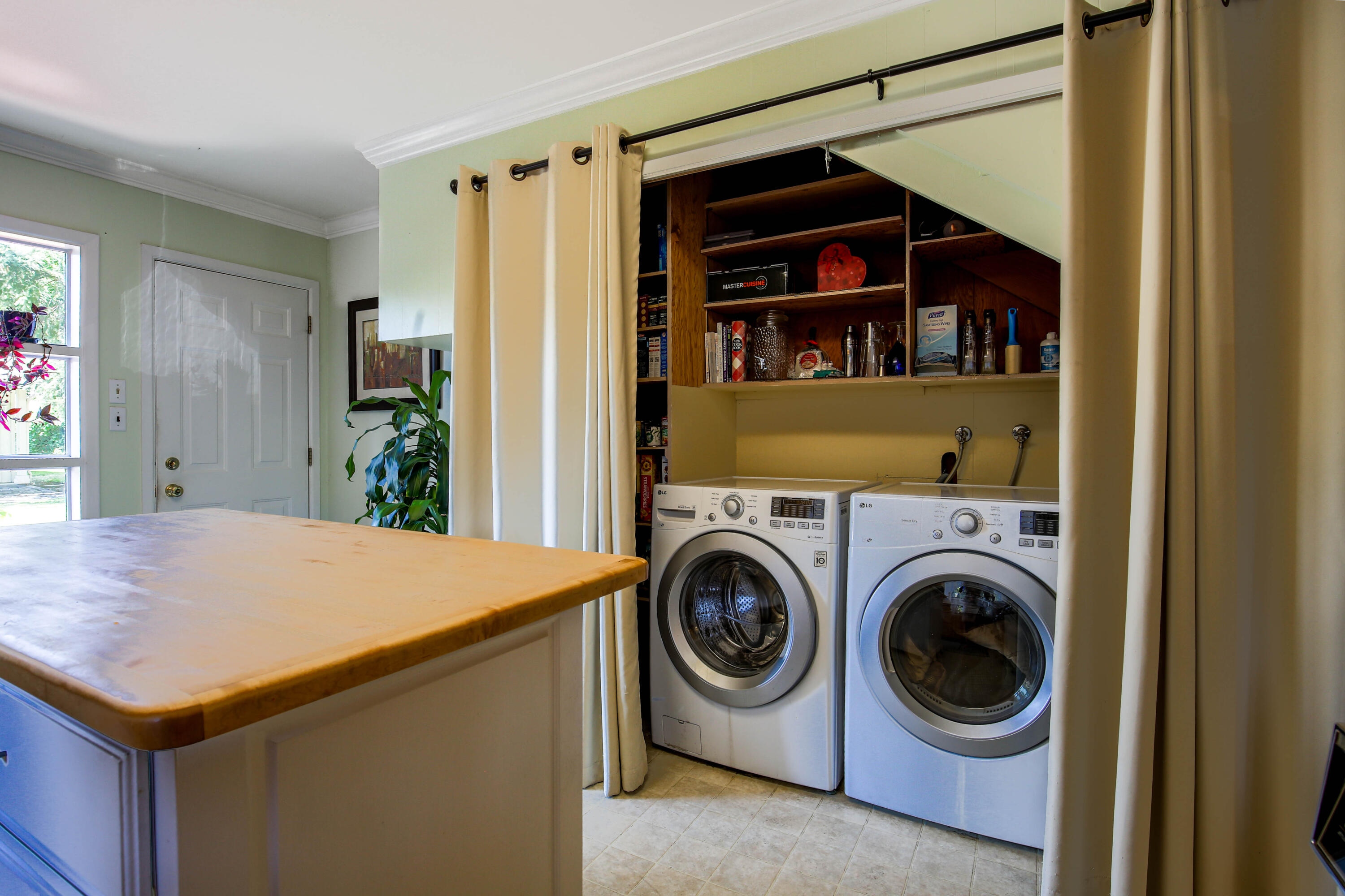 Holmes Park - Residential