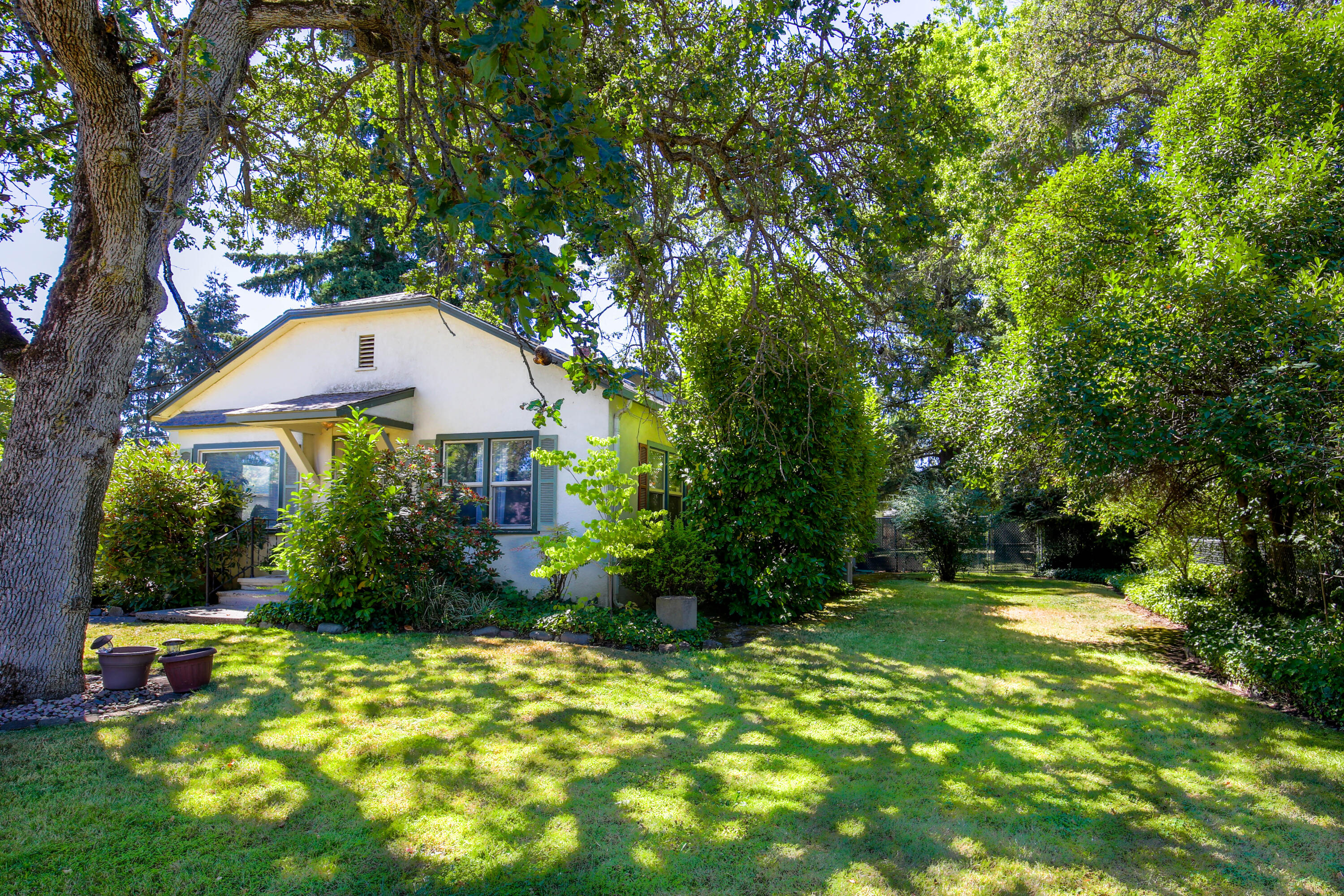 Holmes Park - Residential