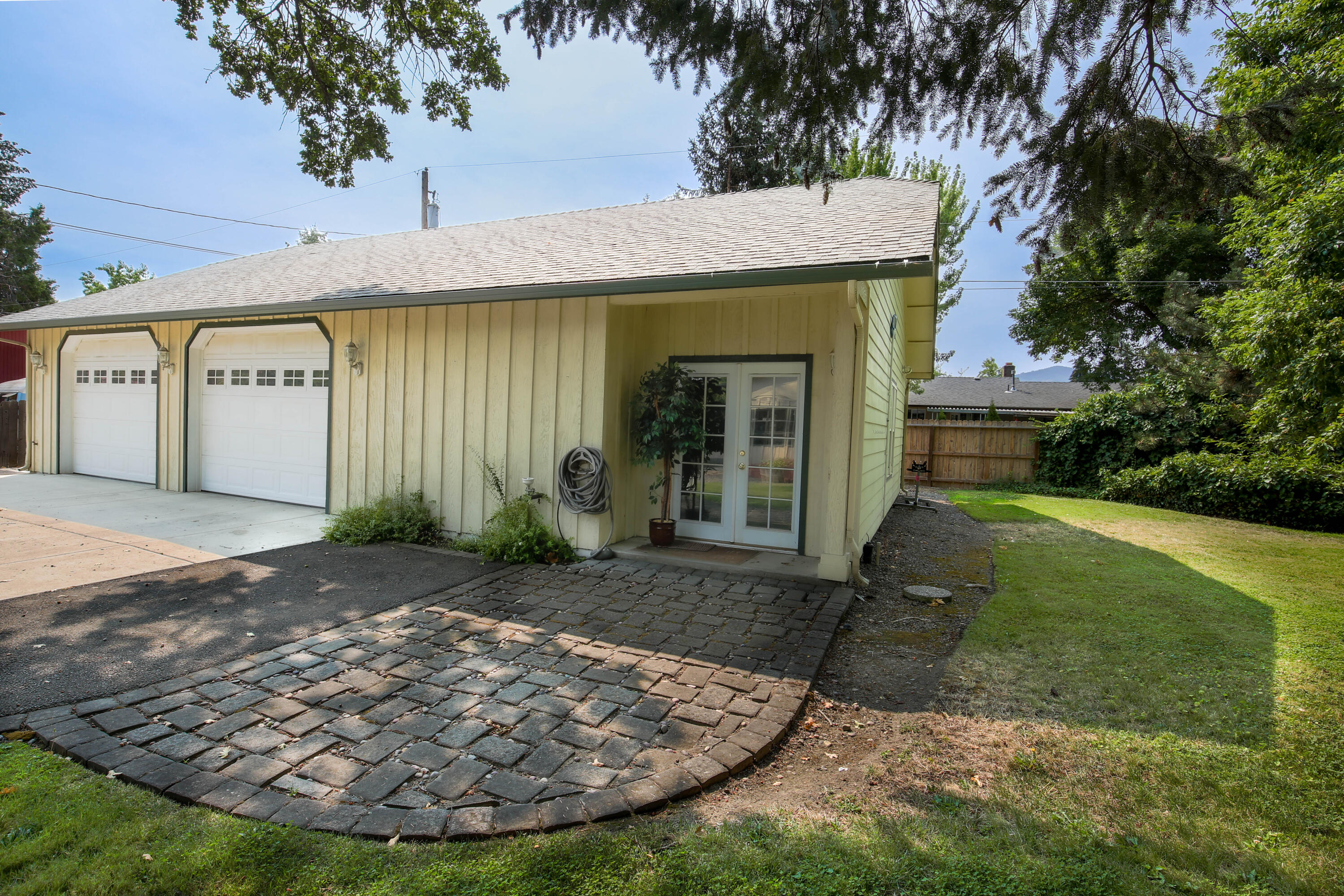 Holmes Park - Residential