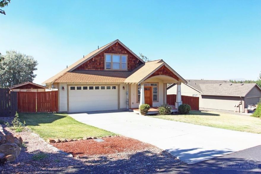 Lovely craftsman style home on large lot in Terrebonne Estates with Cascade Mountain and Smith Rock views. 3bd, 2.5ba with large master suite on ground level. This charming home features high ceilings, laminate floors, granite and tile counters and so much more. Fenced yard, attached insulated double car garaage, pillar covered front porch, large rear deck that captures expansive views.