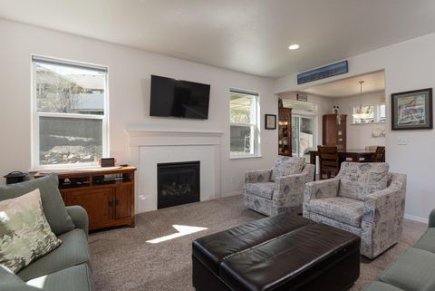 Tiny photo for 2955 NE Quiet Canyon Drive, Bend, OR 97701 (MLS # 220219243)