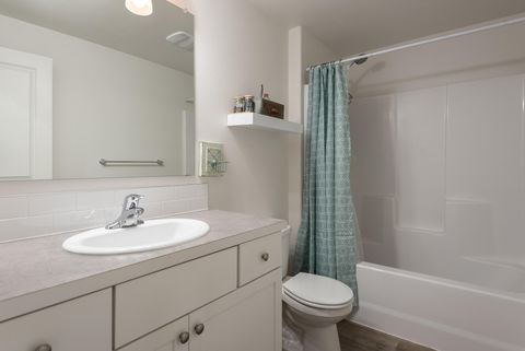 Tiny photo for 2955 NE Quiet Canyon Drive, Bend, OR 97701 (MLS # 220219243)