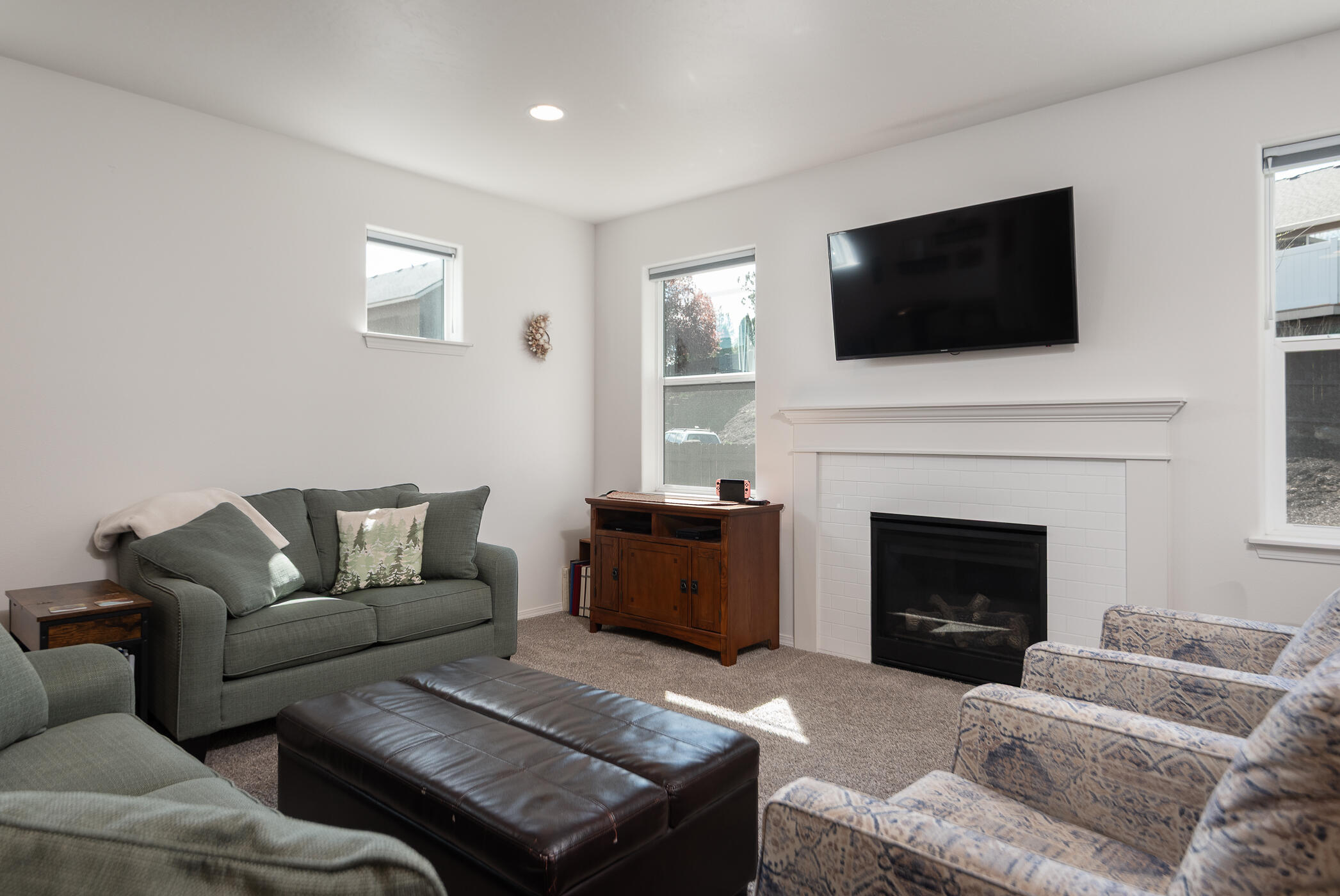 2955 NE Quiet Canyon Drive