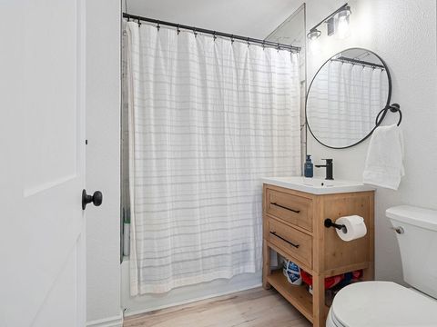 Tiny photo for 4756 Shasta Way, Klamath Falls, OR 97603 (MLS # 220215759)