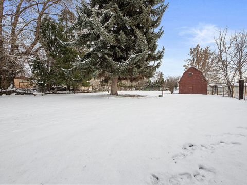Tiny photo for 4756 Shasta Way, Klamath Falls, OR 97603 (MLS # 220215759)