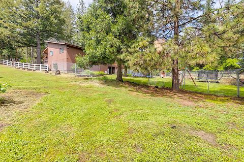 Tiny photo for 7310 N Applegate Road, Grants Pass, OR 97527 (MLS # 220220161)