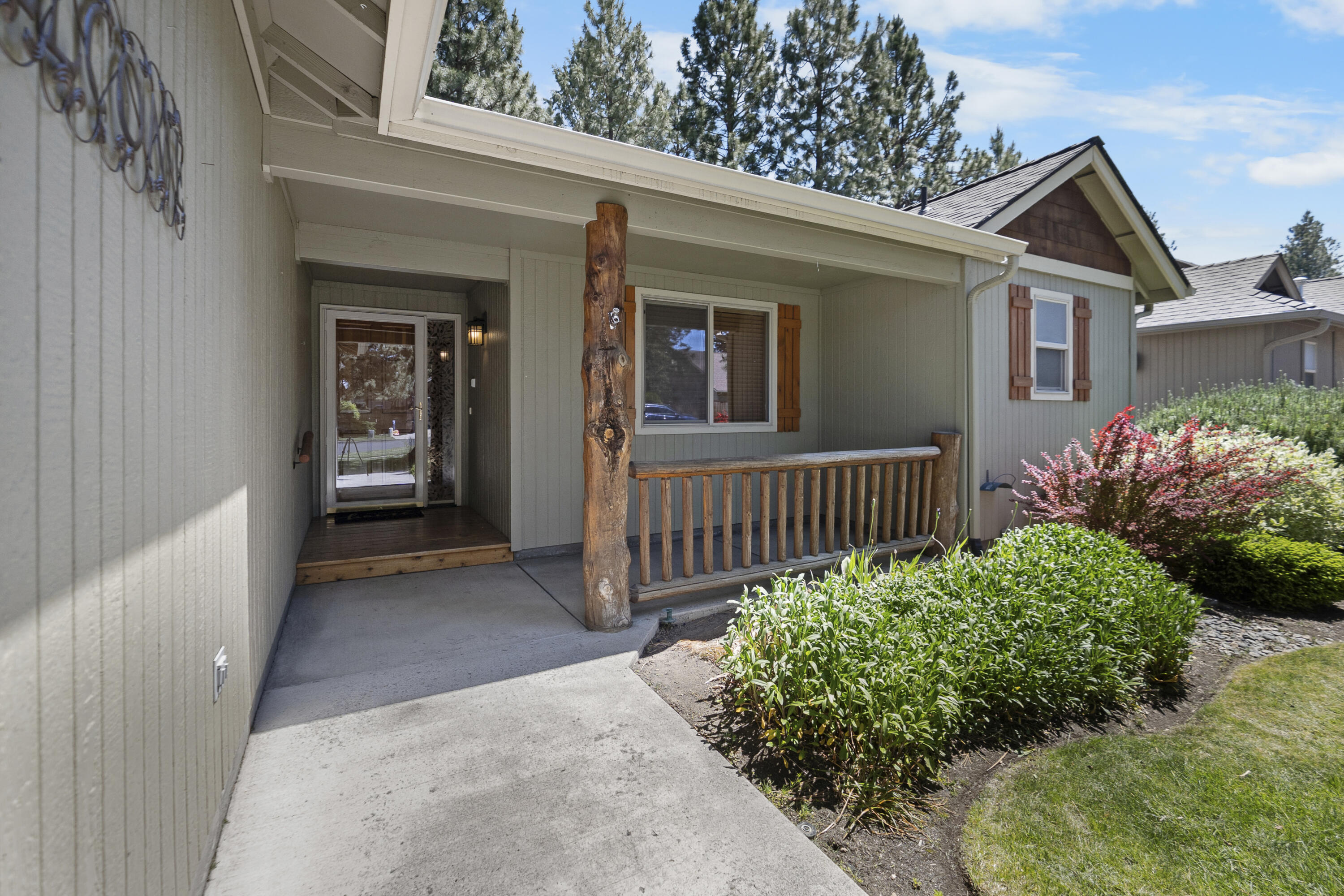 61314 Columbine Lane