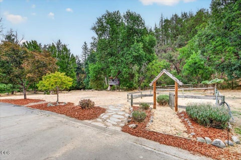 Tiny photo for 791 Oregon 238, Jacksonville, OR 97530 (MLS # 220227271)