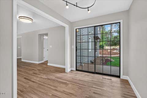 Tiny photo for 791 Oregon 238, Jacksonville, OR 97530 (MLS # 220227271)