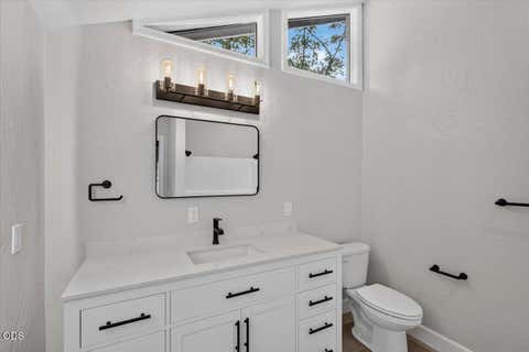 Tiny photo for 791 Oregon 238, Jacksonville, OR 97530 (MLS # 220227271)