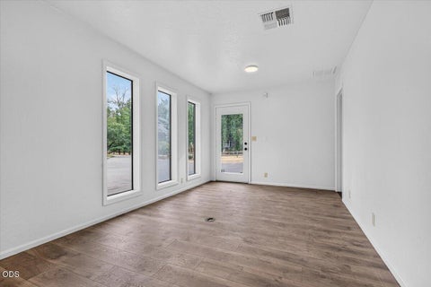 Tiny photo for 791 Oregon 238, Jacksonville, OR 97530 (MLS # 220227271)