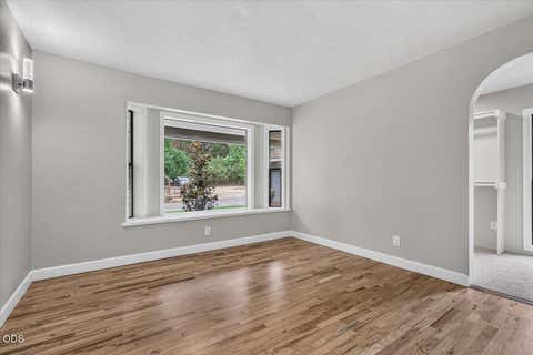 Tiny photo for 791 Oregon 238, Jacksonville, OR 97530 (MLS # 220227271)