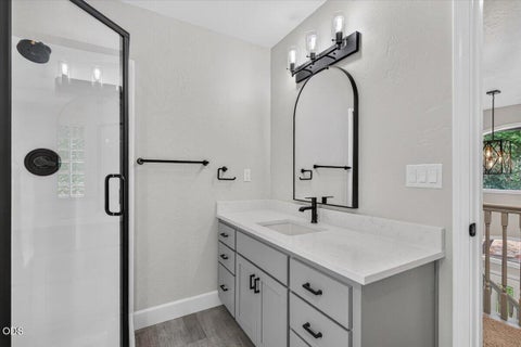 Tiny photo for 791 Oregon 238, Jacksonville, OR 97530 (MLS # 220227271)