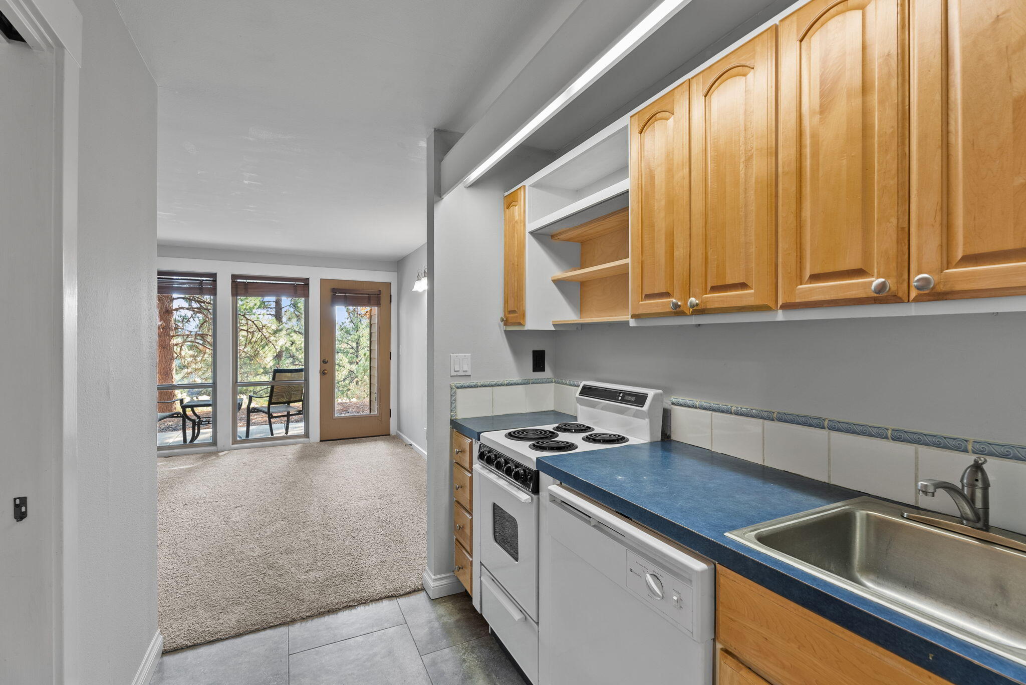 Inn Of The 7th - Residential