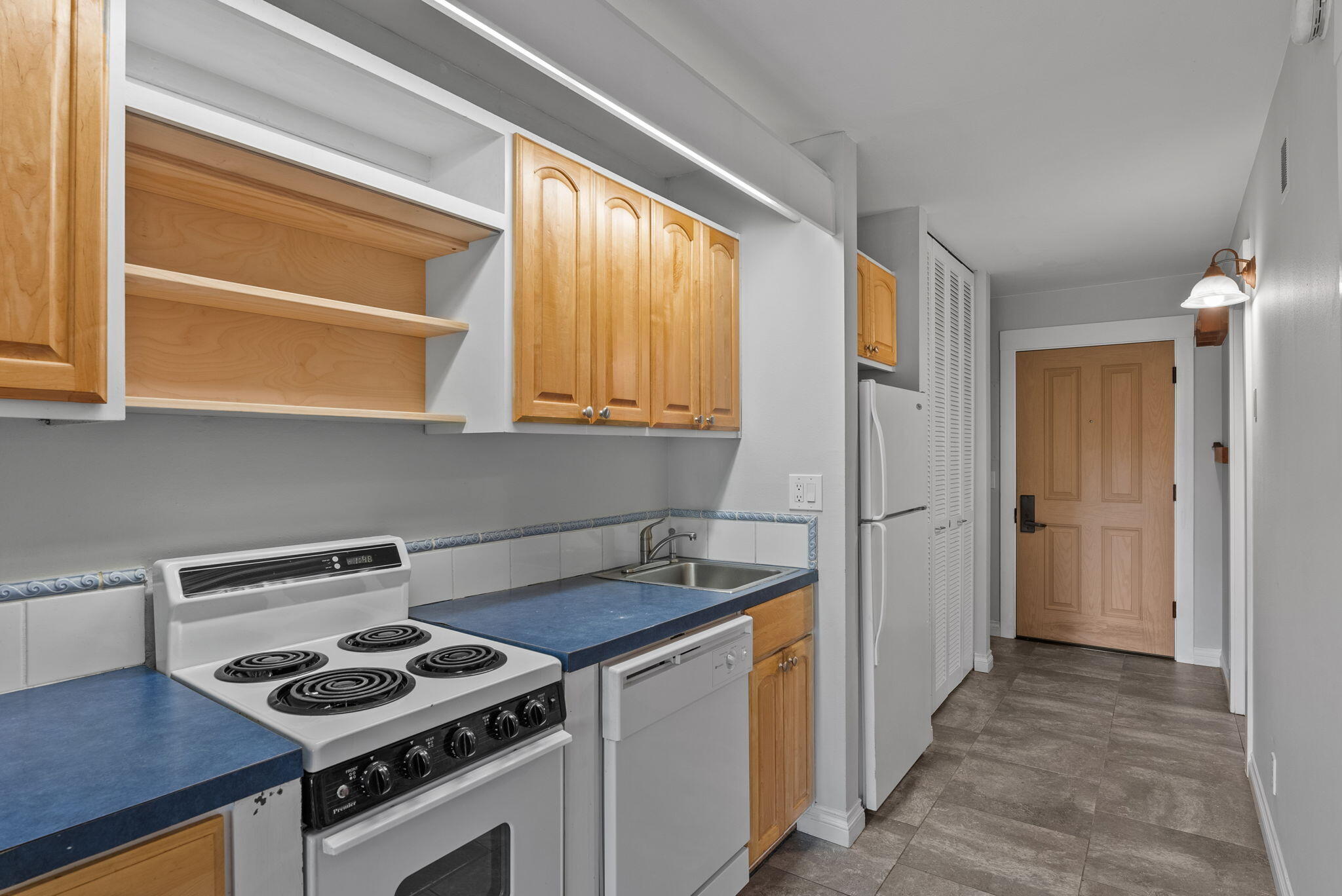 Inn Of The 7th - Residential