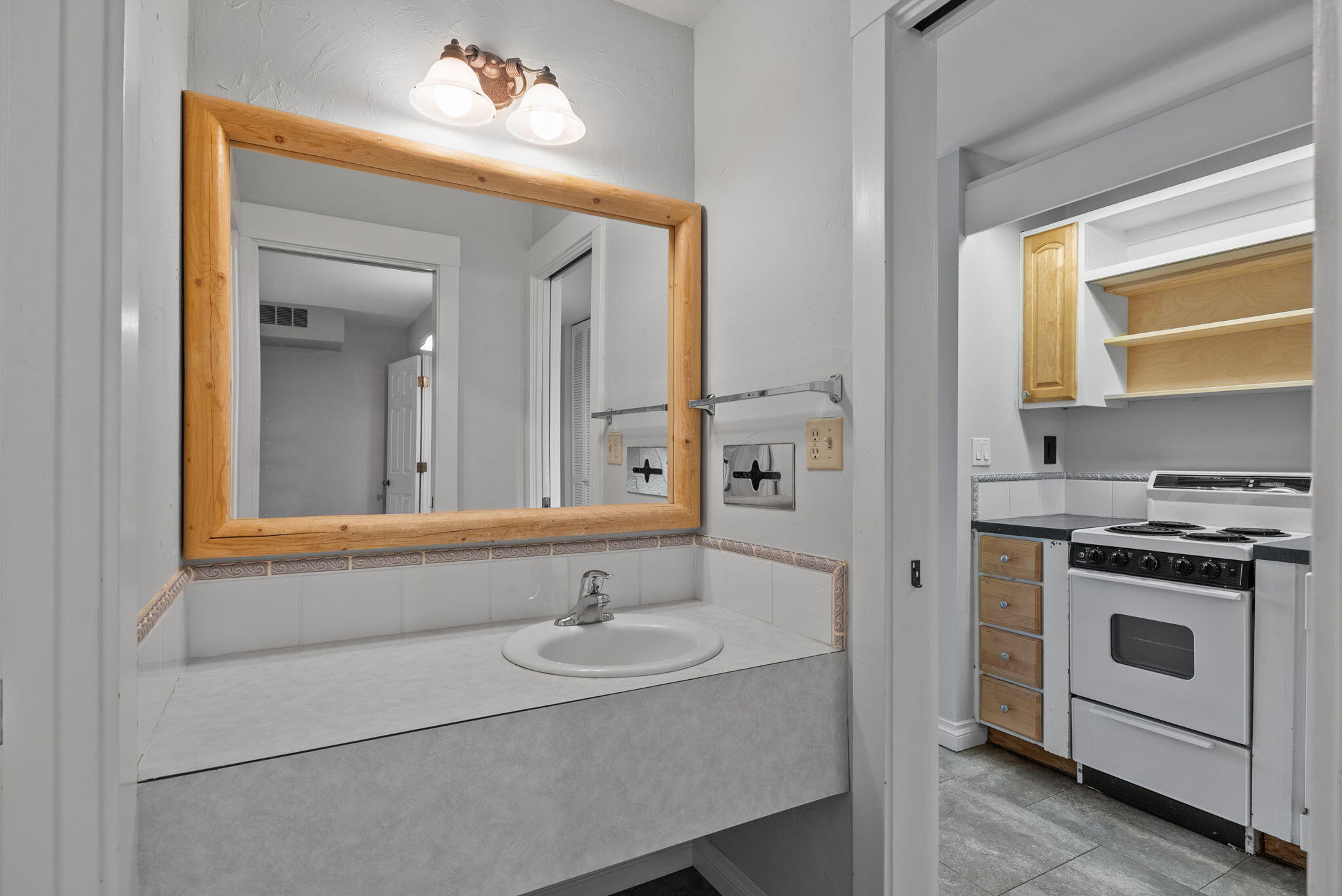 Inn Of The 7th - Residential