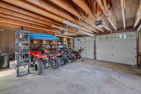 Tiny photo for 15003 E River Loop Drive E, Bend, OR 97707 (MLS # 220219653)