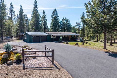 Tiny photo for 15003 E River Loop Drive E, Bend, OR 97707 (MLS # 220219653)